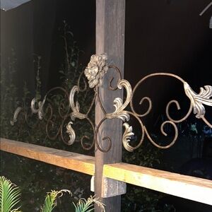 Elegant Black and Gold Wall Decor